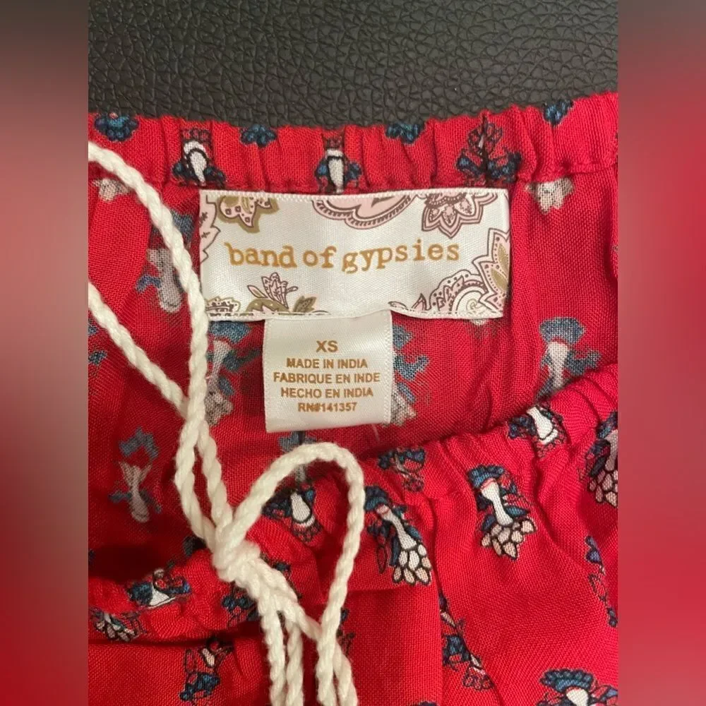 Band of Gypsies Smocked Bell Sleeve Crop Top - Picture 9 of 17